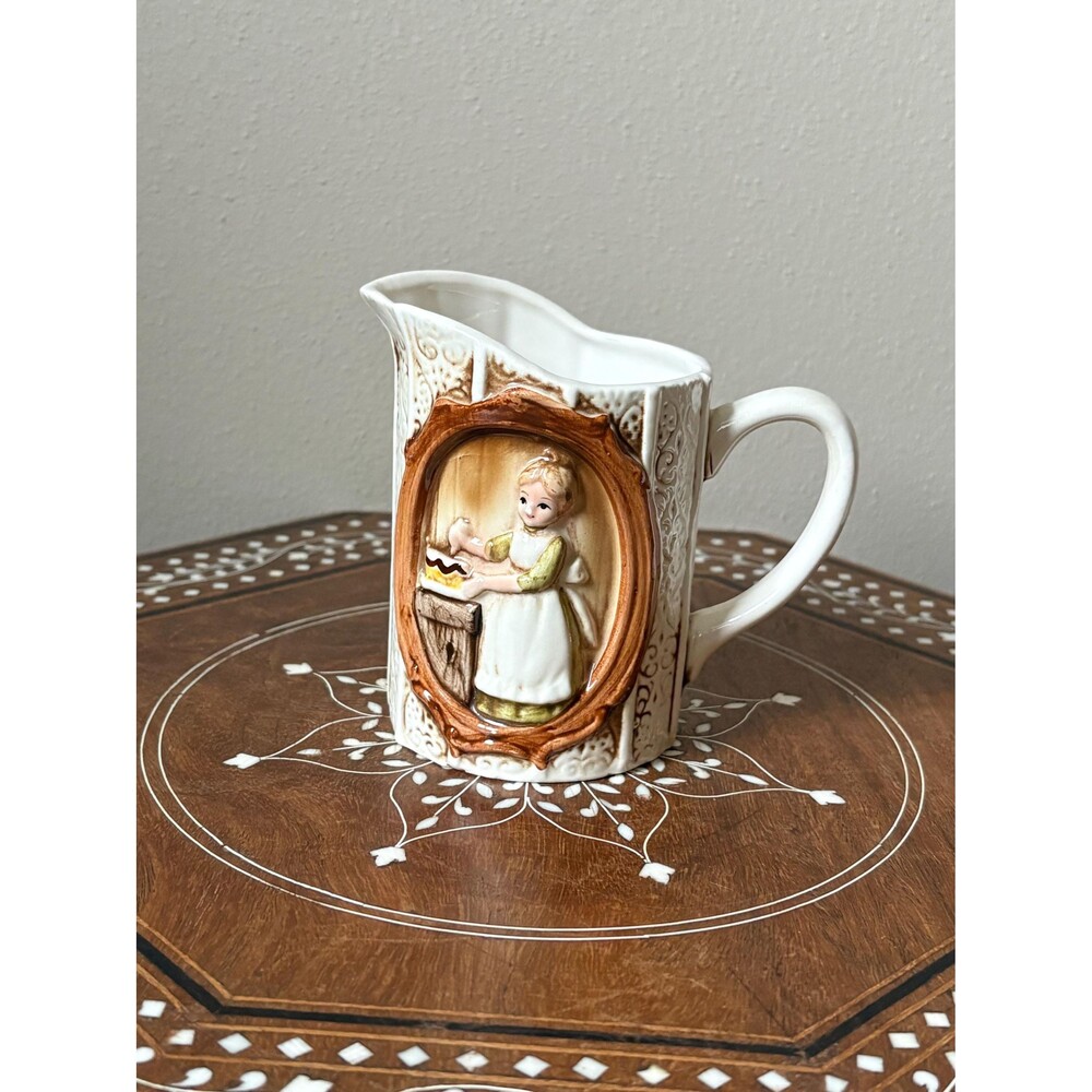 Vintage Sears Roebuck & Co ‘Pioneer Woman’ Creamer 1978